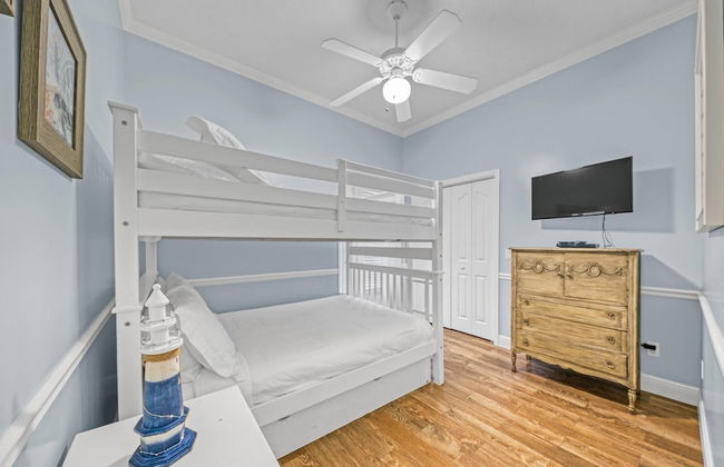 Destiny Casa - Photo 2