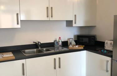 Hansen House 2 with Private Parking - Foto 8