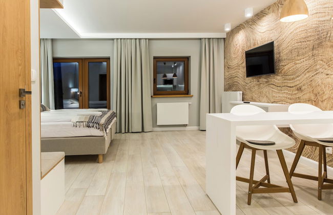 Royal Hill Residence - Photo 80