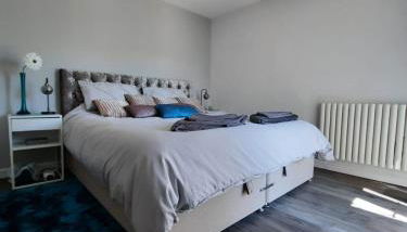 Modern Medway Bungalow - 3BR Garden & Free Parking, Kent - Foto 2, towels