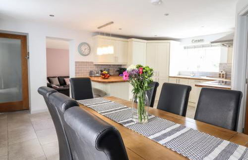 Llys Tirion - Photo 8