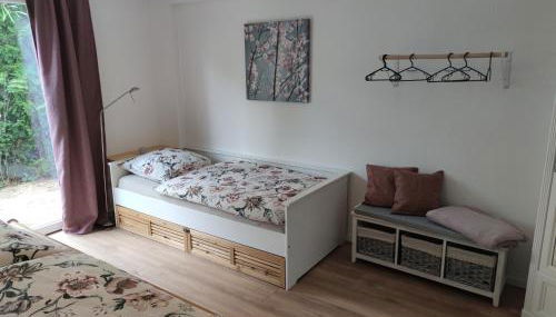 City Nest - Große gemütliche Ferienwohnung mit Terrasse, zentral gelegen, für Paare, Familien und Hunde! - Foto 3