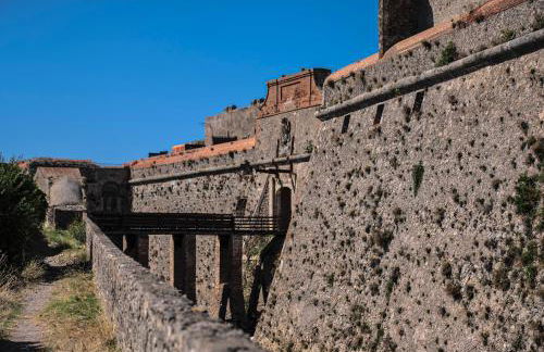 Exclusive House Inside Historic Fortress - Foto 19