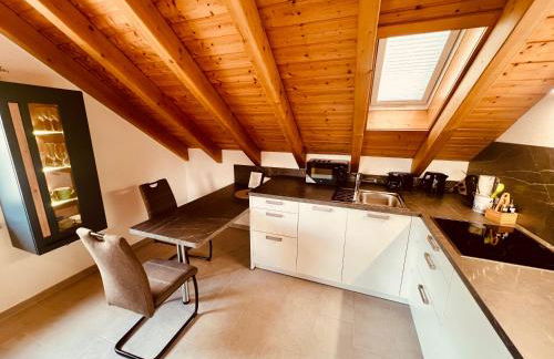 Studio mit King-Size-Bett & Privatparkplatz - Foto 13