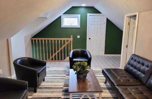 Sweet home, King bed, backyard and parking - Foto 10