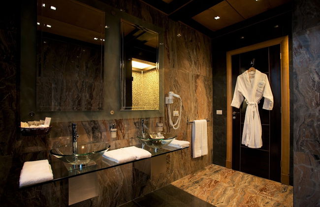 Lahoya Beirut - Photo 29