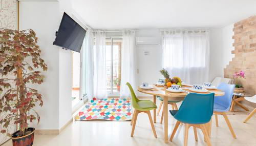 Penthouse Duplex in a 4 floors spanish house -8 min to center by Metro - Foto 2