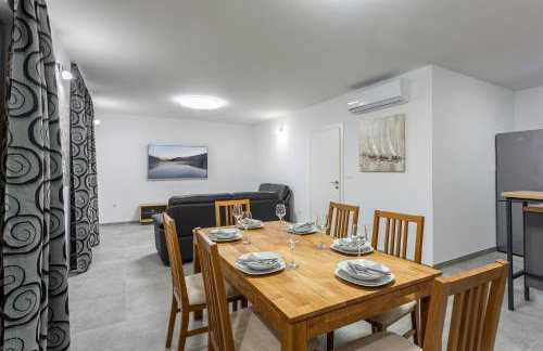 Secluded house - guaranteed privacy - heated pool - Photo 23