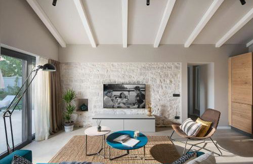 Moderne Villa mit grossem Privatpool bei Porec - Photo 10