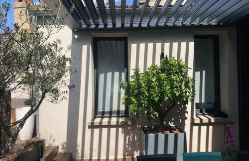 Maison contemporaine plein centre piscine &jacuzzi - Foto 15