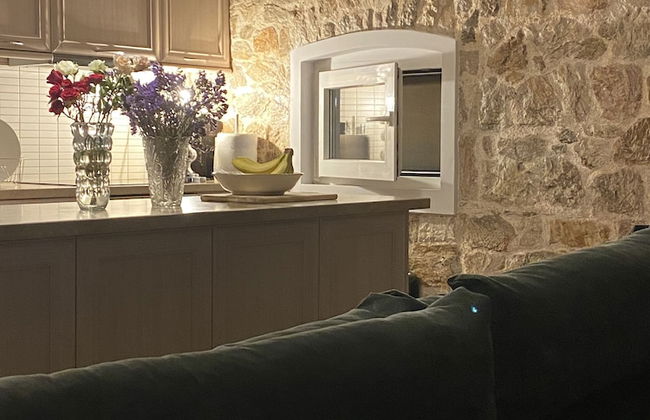 Charming Chateau BY THE SEA - Photo 9