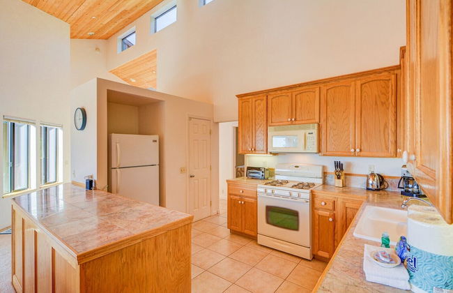 Pacific Splendor Private Hot Tub w/ Views! - Foto 7