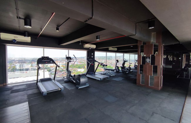 New And Homey Studio Apartment At Warhol (W/R) Residence - Foto 17