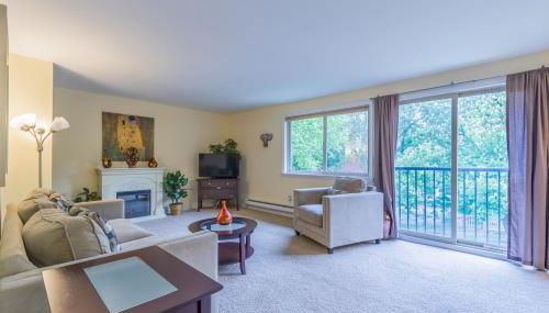 the Juliet, Best Area, 2 Bedrooms, WD, Jacuzzi Bath, New Carpet, 825sf - Foto 2