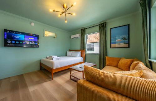 Monaco Vacation Rentals - Photo 68