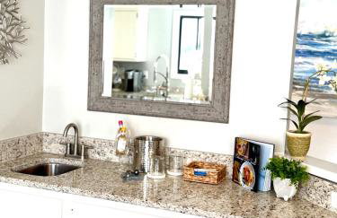 Boutique Coastal Retreat - Foto 9