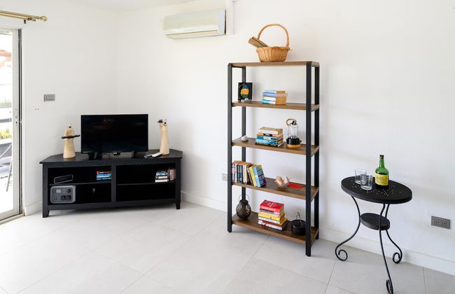 Wild Lotus Villa - Waterfront on Jolly Harbour - Photo 12