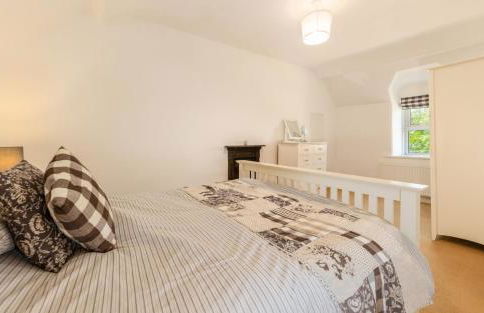 Plas Newydd with Swimming Pool, Fire Pit, and Log Fires - Photo 69