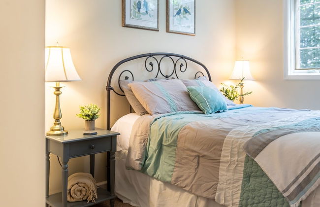 Highland Hideaway by Avantstay Group Poconos Retreat w Patio Game Room - Foto 33