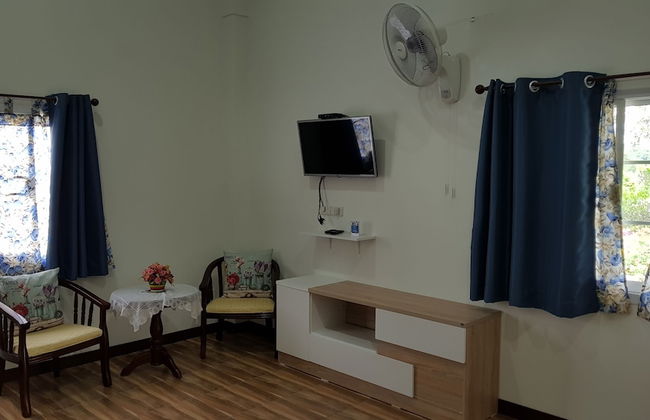 Tip House - Photo 26