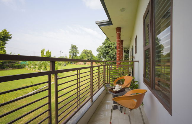 Alaya Stays 5 BHK Pet friendly with pvt pool - Ashirwad Farms - Foto 23