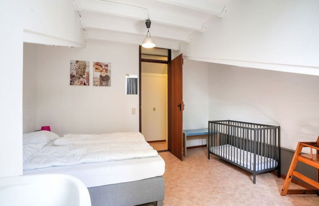 Serene Holiday Home in Ulestraten With Terrace - Foto 8