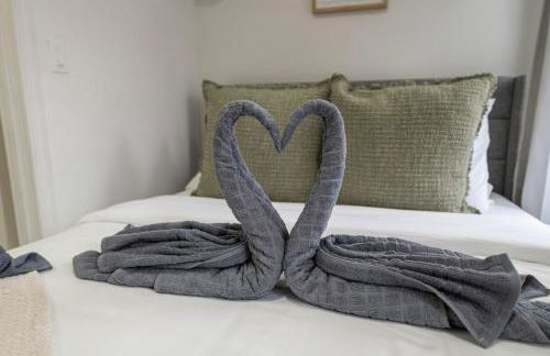 Stylish 3-Bedroom Retreat Minutes to NYC - Foto 15