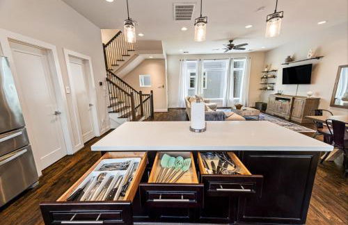 Rooftop EaDo Nr Downtown Yard BBQ Games WiFi - Foto 15