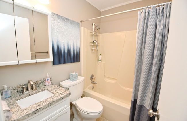 3 Blocks From Nd 3 Bedroom 2 Bath Home 1815 - Foto 8