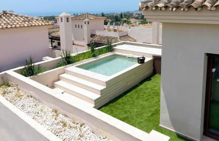 VACATION MARBELLA I Private HEATED Swimming pool, Walking distance to Puerto Banus, Security 24-7, BBQ, WiFi - Photo 26