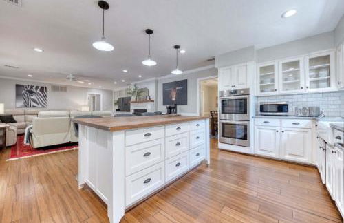 Near Botanical Garden with a Pool Charming on Charing - Foto 44