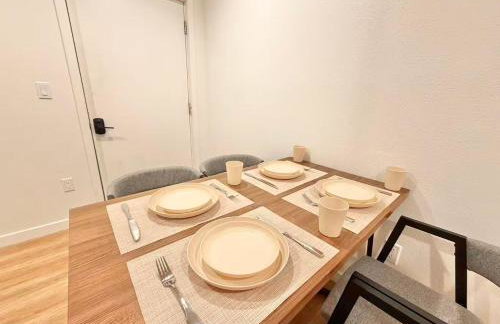 Lovely 3 Bed Unit for Urban Live - Photo 1