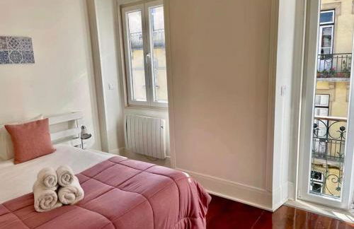 2 bdrms apartment near LX Factory free parking - Foto 1