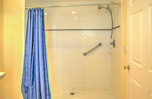 Charming Marshallberg Apt with Water Views and Dock! - Foto 12