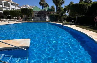 Two bedroom, two bathroom, balcony, pool area, view - Photo 5