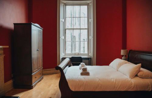 Traditional Central 2 Bedroom Apartment - Foto 2