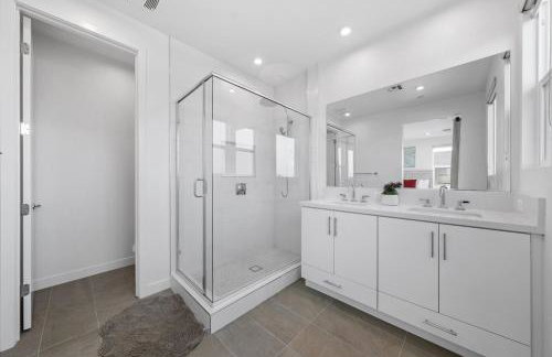 Central Santa Ana - Modern 4BR Home Near Disneyland - Foto 15