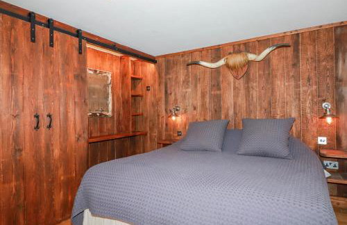 Roughtor Barn - Photo 19