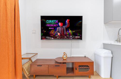 Modern Duplex Escape w Backyard - Foto 13