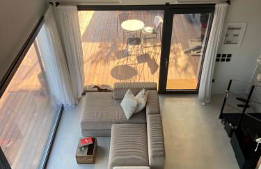 A House with A View - Foto 12