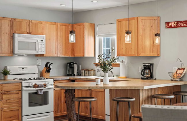 Mountain Hideout by Avantstay Game Room + Deck - Foto 36