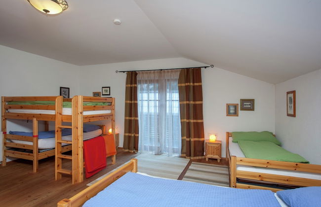 Posh Mansion in Sankt with 2 Saunas, Whirlpool, Hot Tub - Foto 11