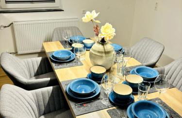 REMA Homes - Dachgeschoss Klima 3x Queen-Size Balkon Küche TV - Foto 13