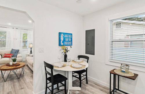 Quaint Gulfport Beach Bungalow - Foto 10