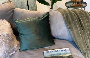 Magic Forest Design Apartment, 65 Zoll TV, Waschtrockner, beste Lage, am Markt - Foto 5