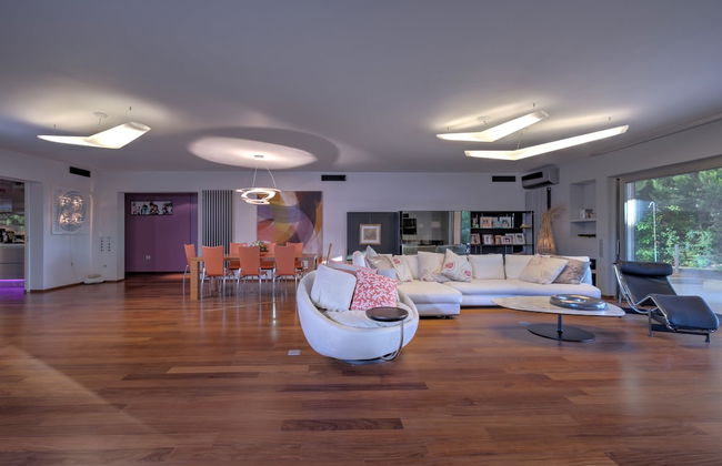 Luxurious Villa Philoxenia - Photo 15