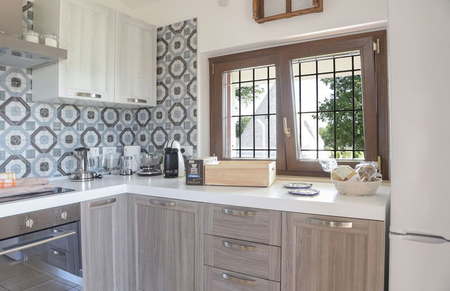 TD Trulli Saveni Trulli with Pool Near the Centre - Foto 12