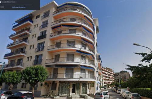Charmant 3 pièces avec balcon, aperçu mer, calme, proche plage et centre - Menton - FR-1-196-322 - Photo 13