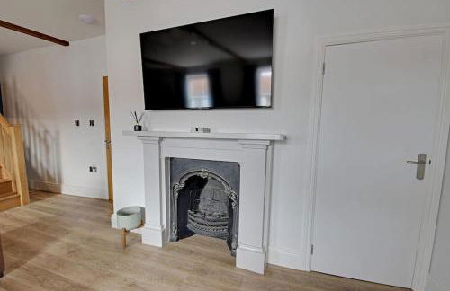 One Norwood - Grade 2 Listed, Central 3 Bed - Photo 4