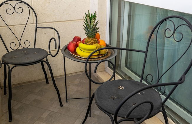 Modern Apartment With Balcony, Near Shopping Mall - Foto 26